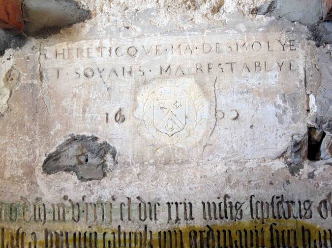 Visuel 1/1 : Inscription dans le clocher Saint-Andéol
