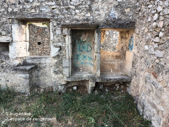 Visuel 1/1 : 7-Ruines d'une maison ancienne